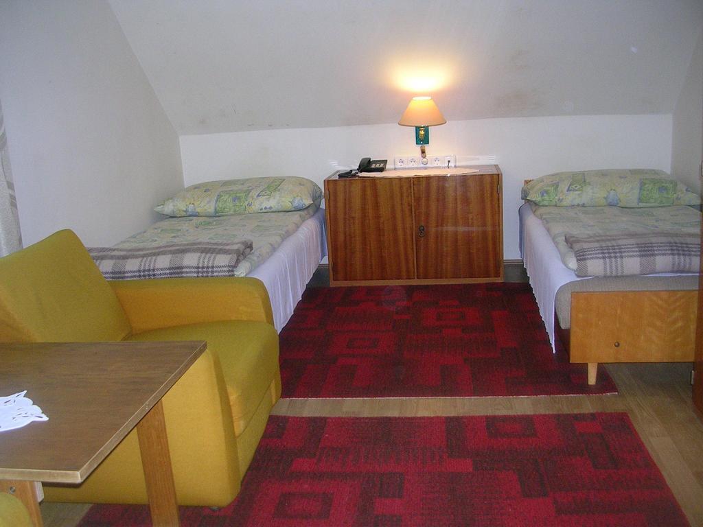 Gödöllő Hegyesi Vendeghaz B&B 객실 사진